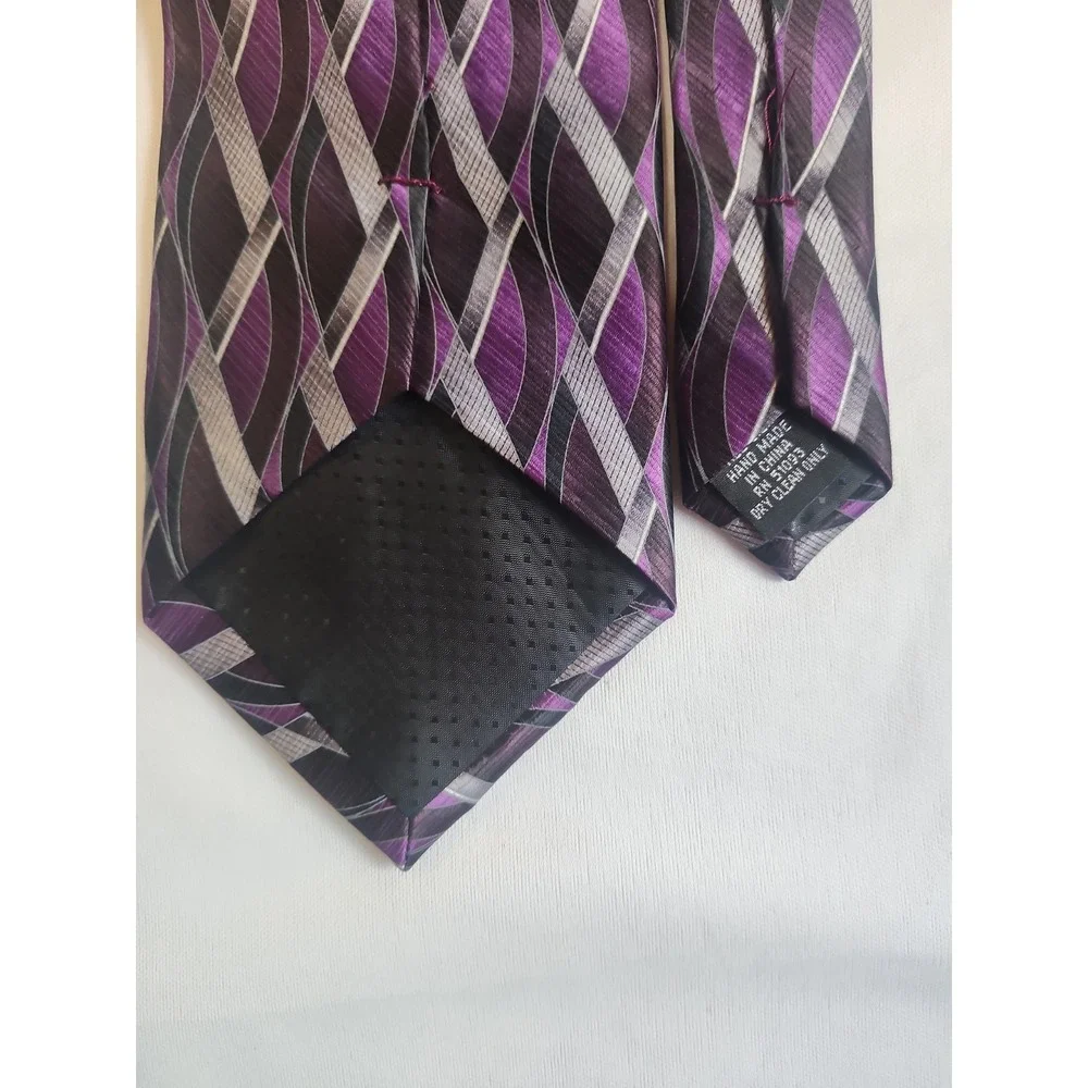 Vintage Stafford Men's Necktie Silk Purple Woven‎ Geometric Wave Design